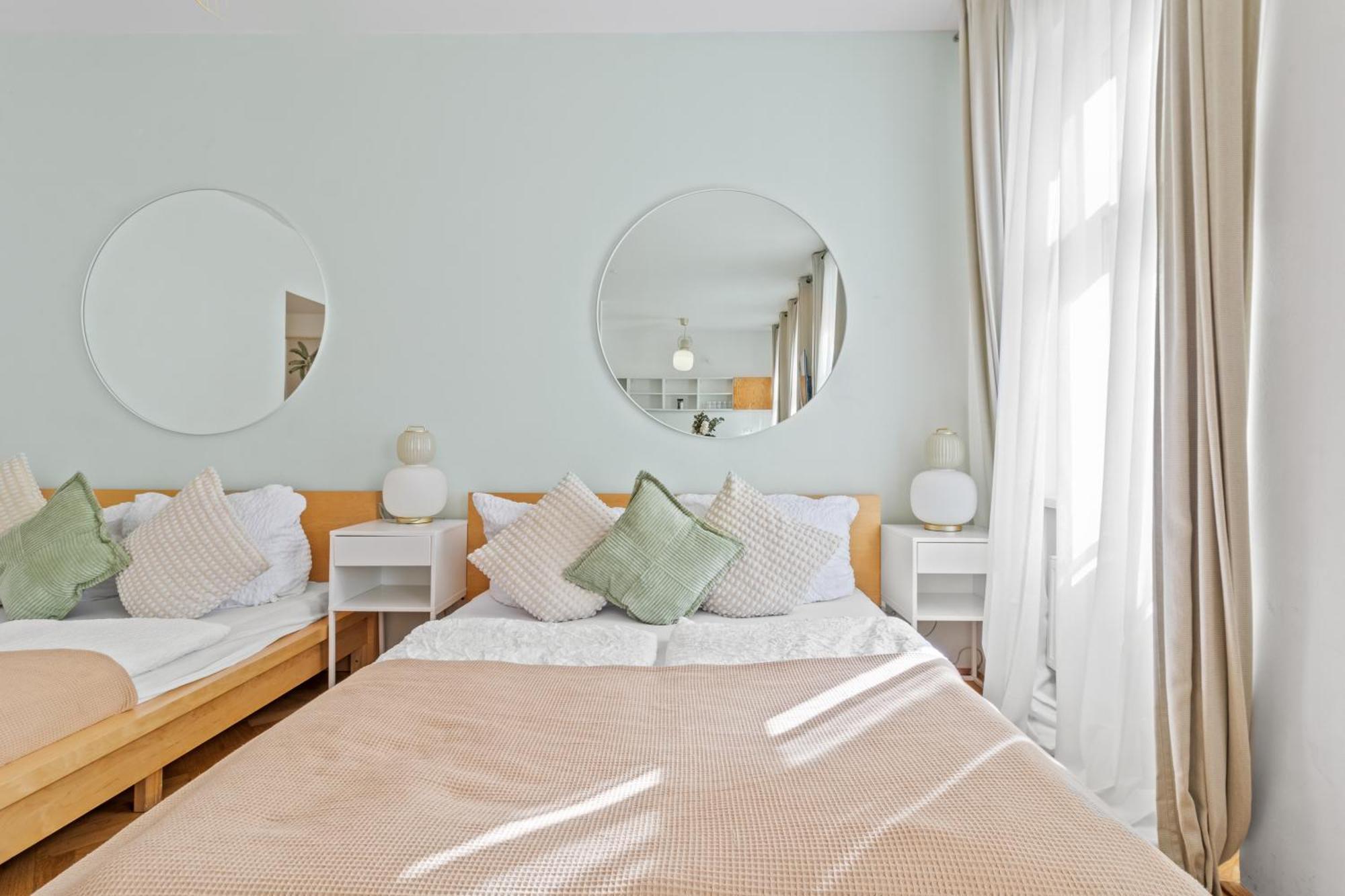 City Apartment - 1 Min To U1 Reumannplatz - 2 Metro Stations To Hauptbahnhof Vienna